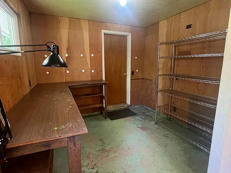 980 Sherwood Pl — Photo 11