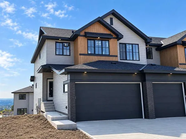 410 N Heritage Blvd, Cochrane, AB T4C 0S6