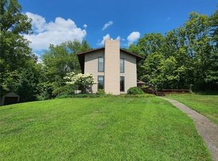 2917 W Bath Rd, Akron, OH 44333