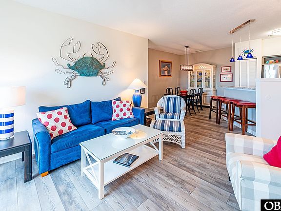 5th image of 200 E Martin St #304