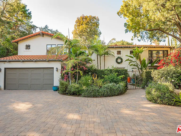 11670 Duque Dr — Photo 2