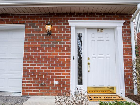 5th image of 510 Oak Tree Blvd
