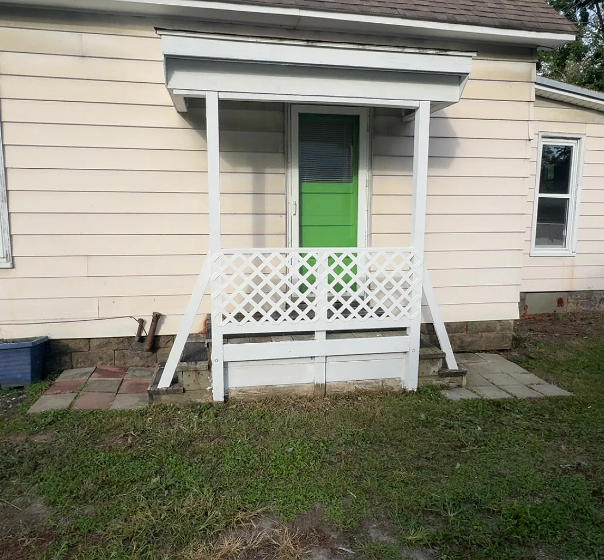 2 bed, 1029 sqft, $1,100 — Photo 2