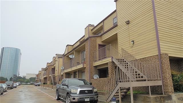 1st image of 3022 Forest Ln APT 306