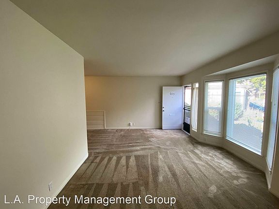 5th image of 601-607 N Naomi St #603