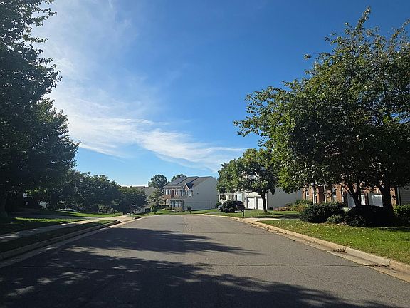 4th image of 21505 Glebe View Dr