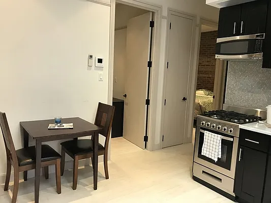 Rented by Bold New York | media 14