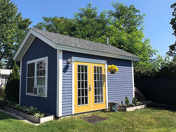 detached guest house