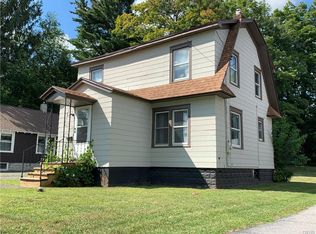 117 Wells Ave E, North Syracuse, NY 13212