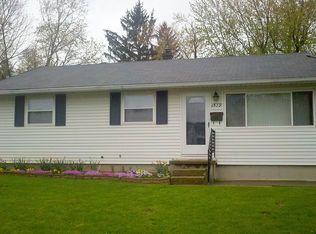 1579 Larchwood Dr, Dayton, OH 45432