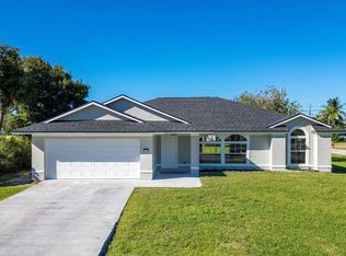 2399 SE Maslan Ave, Port Saint Lucie, FL 34952