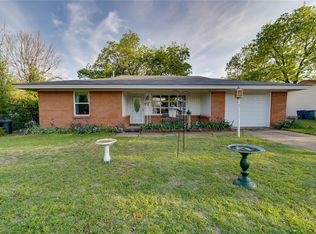 404 Childers Ave, Benbrook, TX 76126