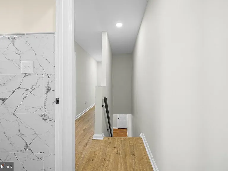 2321 N Tatnall St — Photo 23