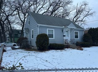 144 Lang St #1, Springfield, MA 01104