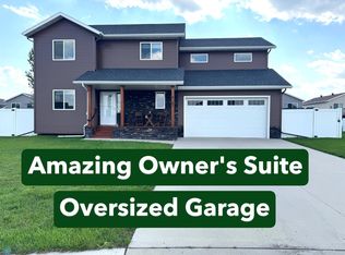 6163 Maple Valley Dr S, Fargo, ND 58104