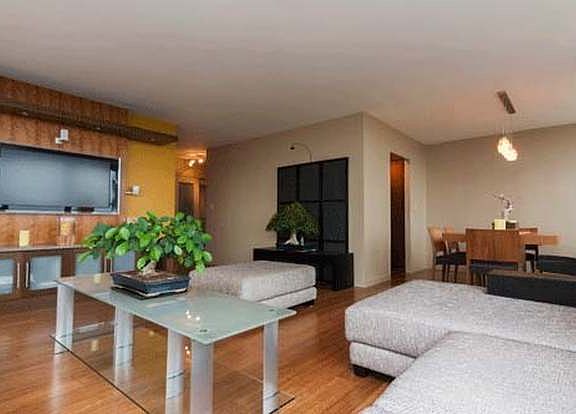 5th image of 3550 N Lake Shore Dr APT 1815