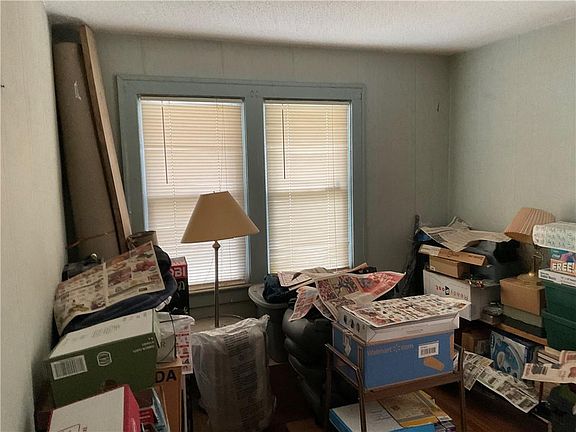 2nd image of 327 N 30th St