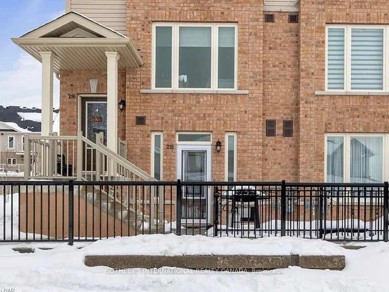 218 Law Dr — Photo 12
