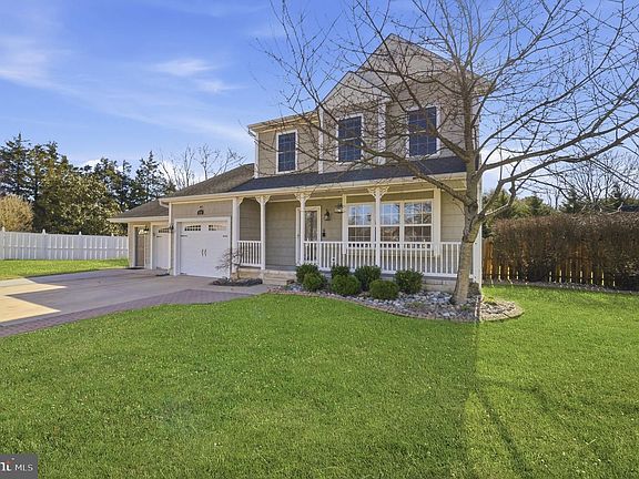 2nd image of 479 Val Ln