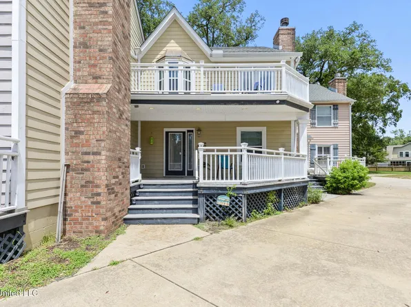 1318 Beach Blvd #5, Biloxi, MS 39530