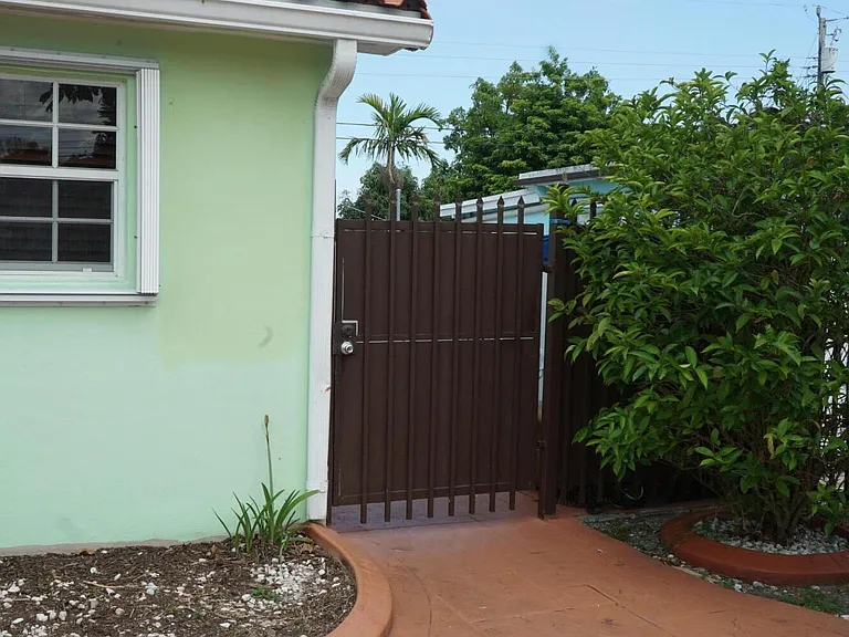 3311 SW 105th Ct — Photo 14