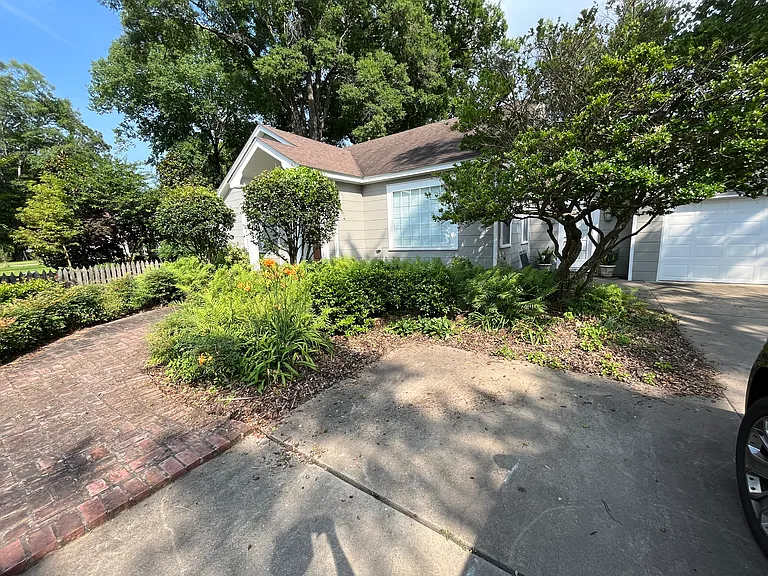 1306 Spencer Ave — Photo 4