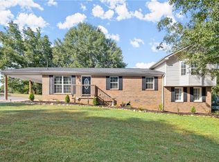 4011 Harmony Cir, Gainesville, GA 30507