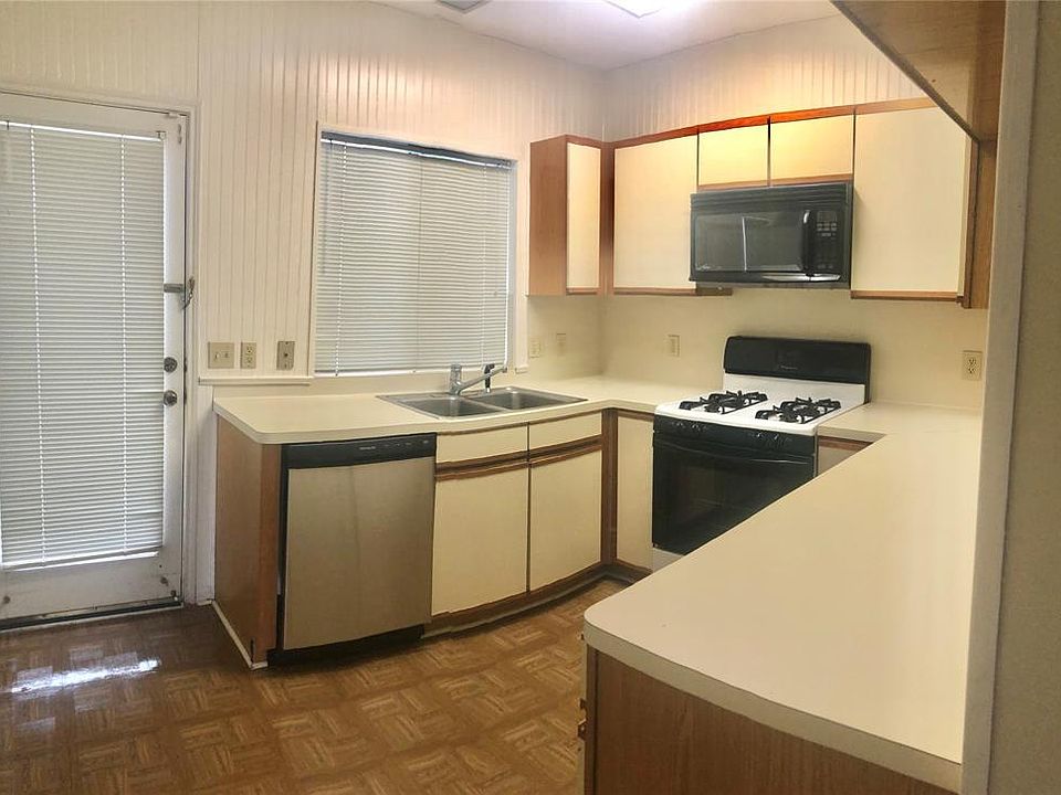 1st image of 2910 Grants Lake Blvd