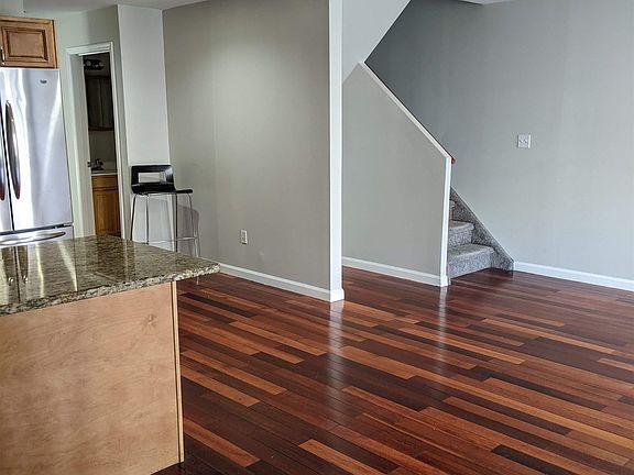 3rd image of 290 Halladay St #1