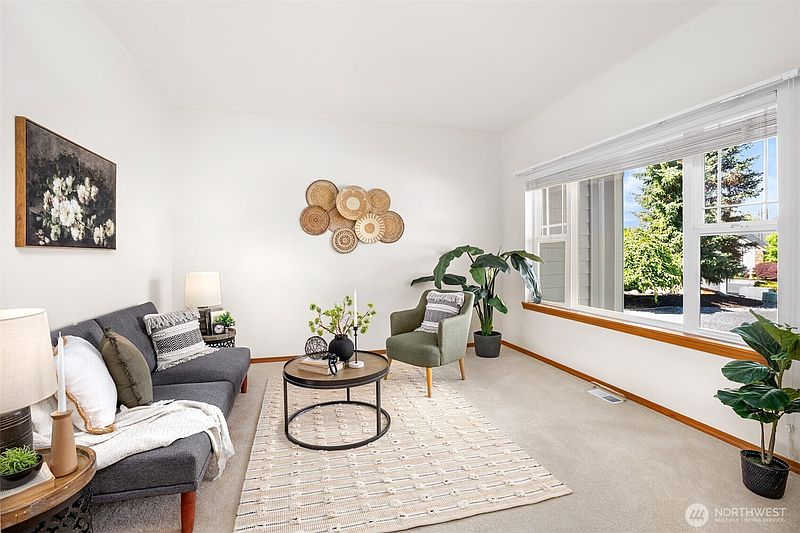 4th image of 1218 Alpine View Drive