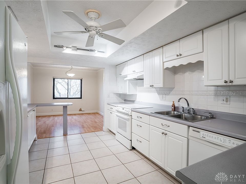 1st image of 1105 Snowshoe Trl APT 11