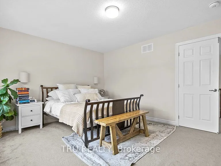 731 Brittanic Rd — Photo 18