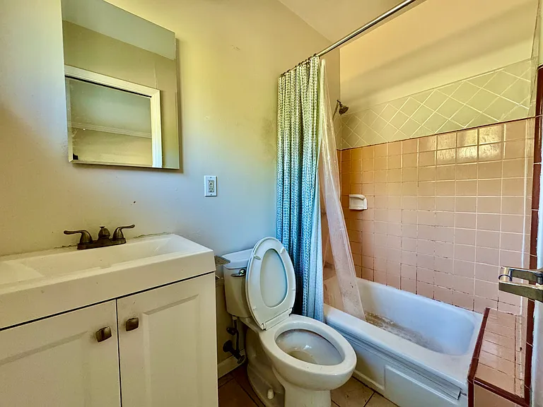 668 Santa Coleta Ct — Photo 12