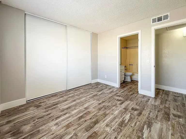616 S Hardy Dr #210 — Photo 9