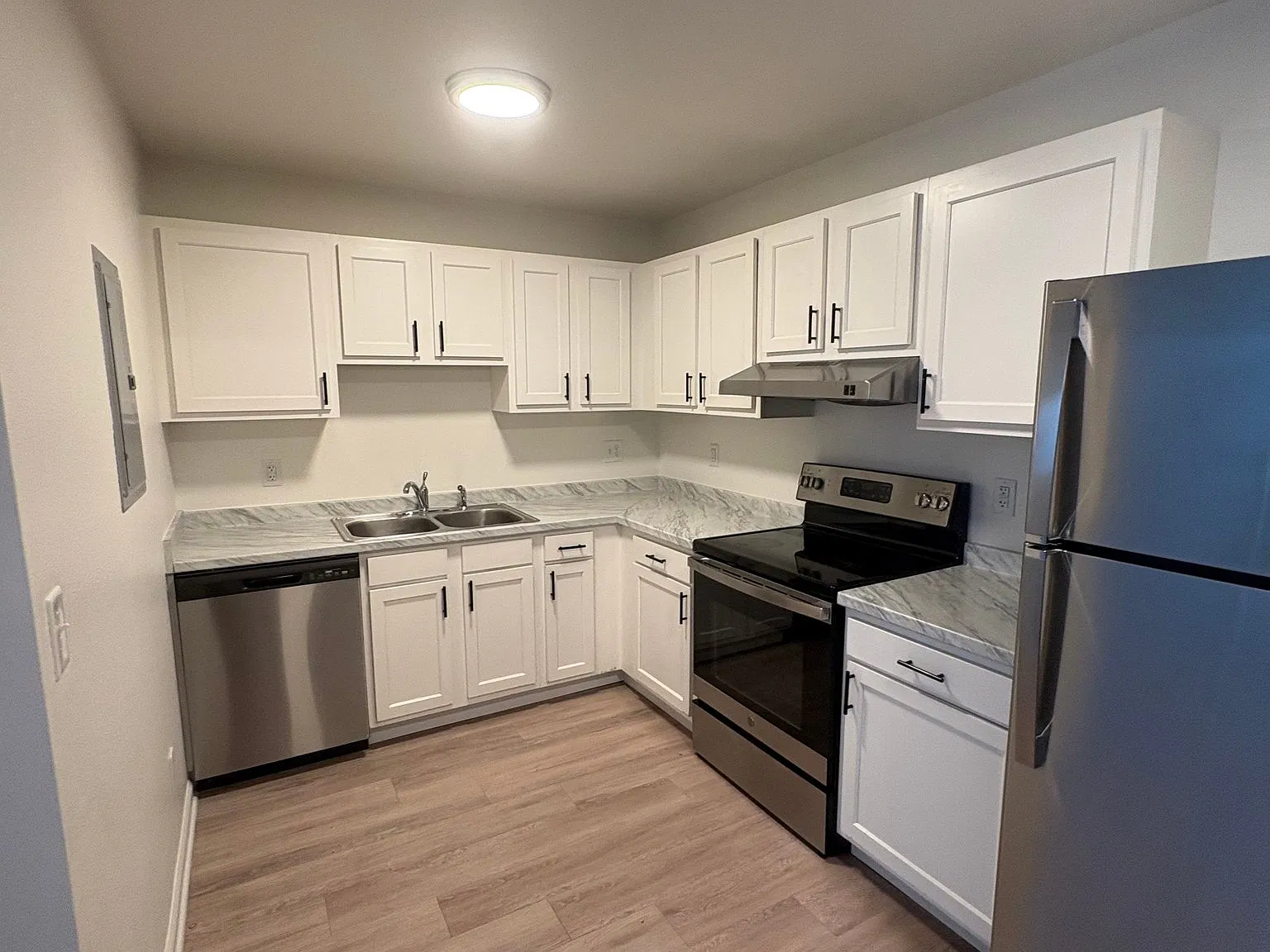 Tantra Lake Apartments 9031D — Photo 4