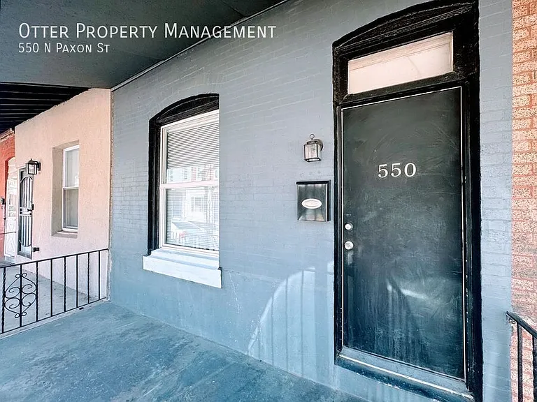 550 N Paxon St — Photo 29
