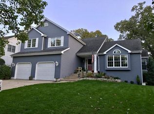 150 Schmidt Dr, Dyer, IN 46311