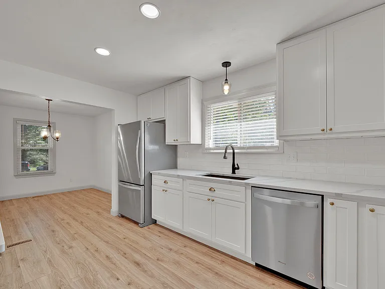 449 Madrina Ct — Photo 11