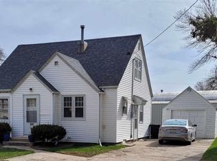 209 Washington Ave, Sheldon, IA 51201