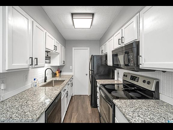 3rd image of 1703 Patton Creek Ln