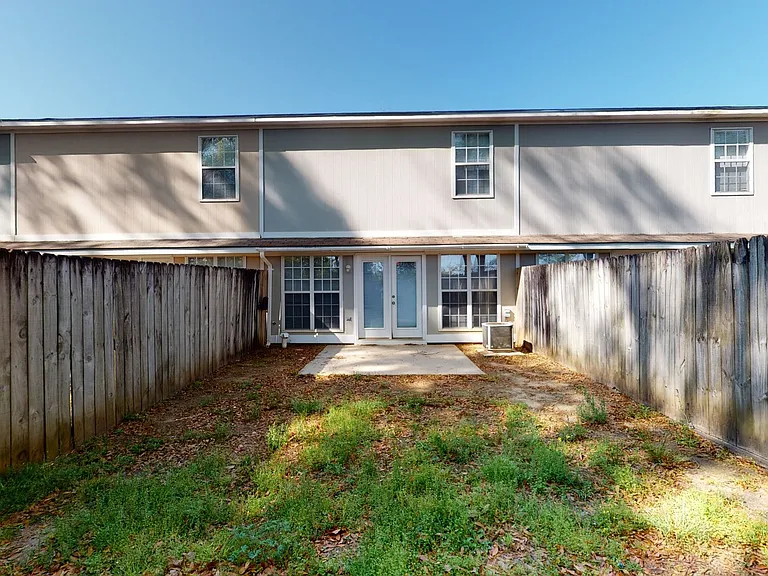 130 Woodmere Dr — Photo 7