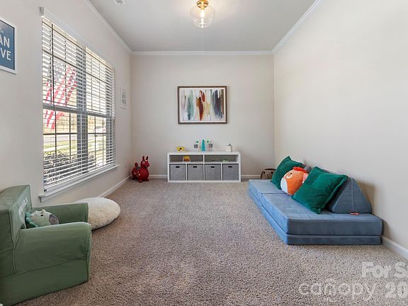 3rd image of 13017 Eagle Oak Dr