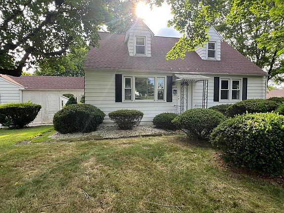 2nd image of 6854 N Main St