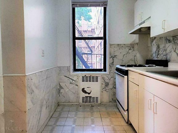 4th image of 8505 35th Ave APT 1B