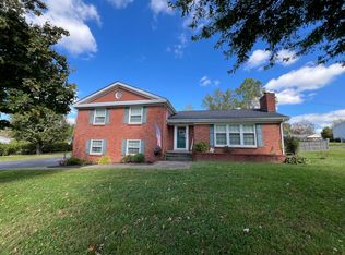 31 Mockingbird Valley Rd, Winchester, KY 40391