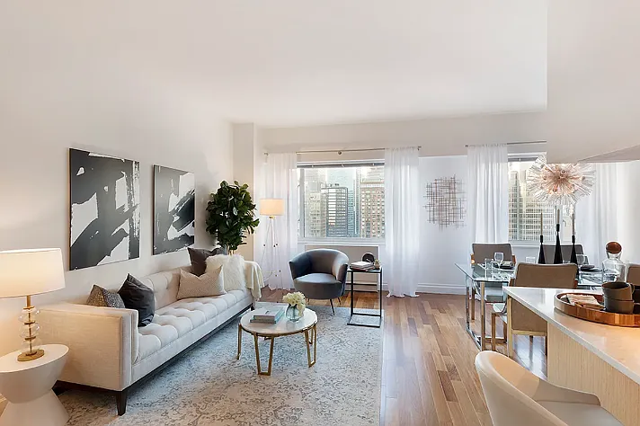 400 E 54th St #31B — Photo 4