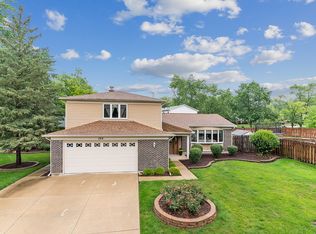 264 Tudor Ct, Bolingbrook, IL 60440