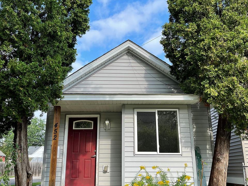 1st image of 452 Bidwell St