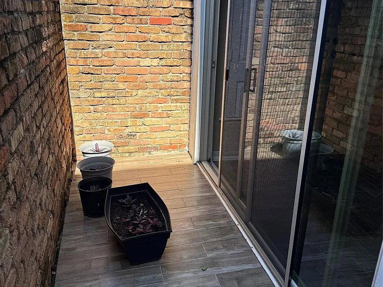 1909 Brun St #4 — Photo 14