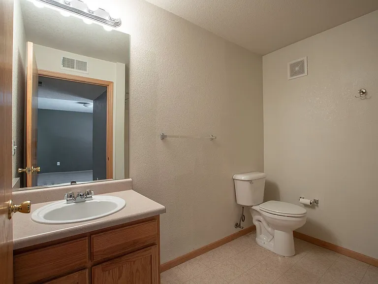 1120 City Park Ave #A102 — Photo 21